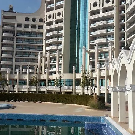 Sunset Apartment *